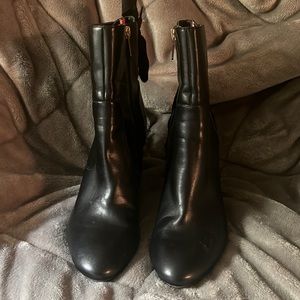 Tommy Hilfiger Black boots size 9.5- like new condition worn one time.